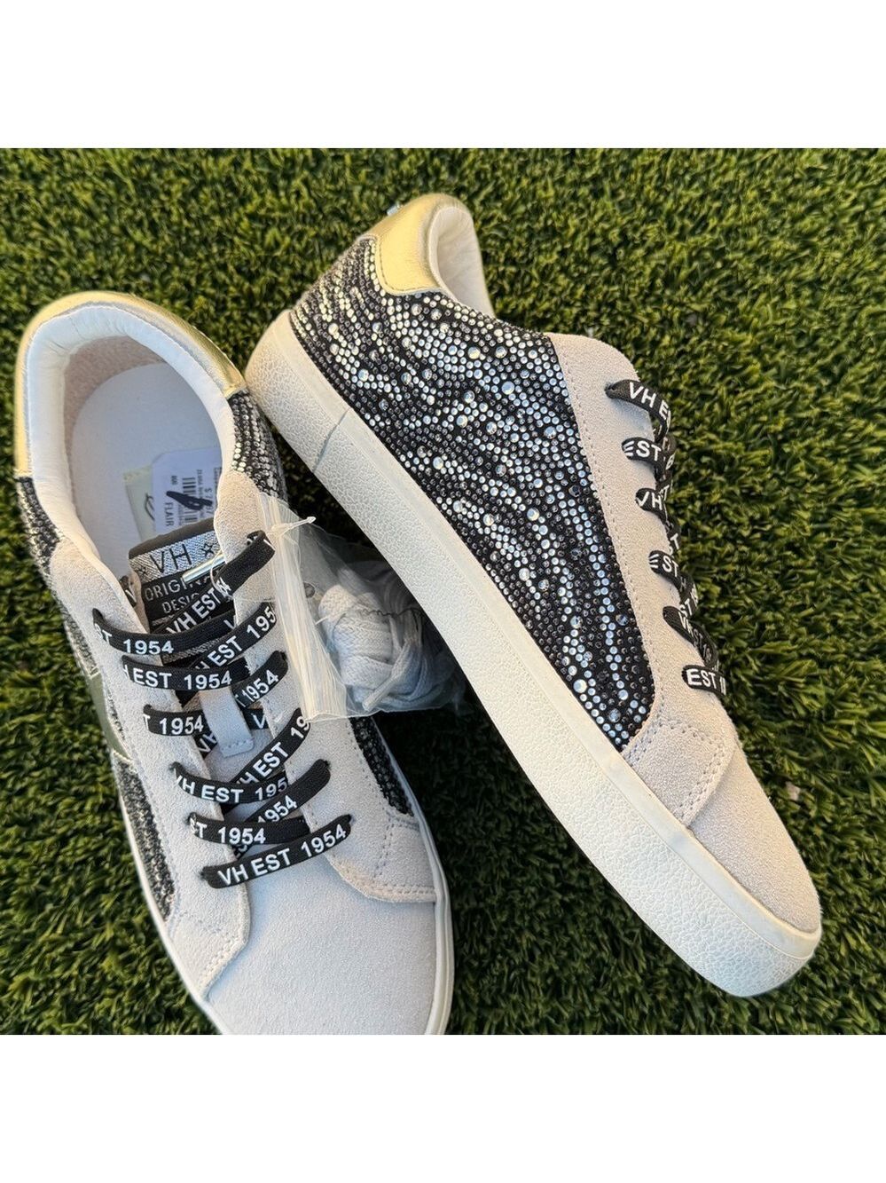 Vintage Havana Flair Slip On Sneakers Gray Suede Animal Print Size 8 - Picture 3 of 12